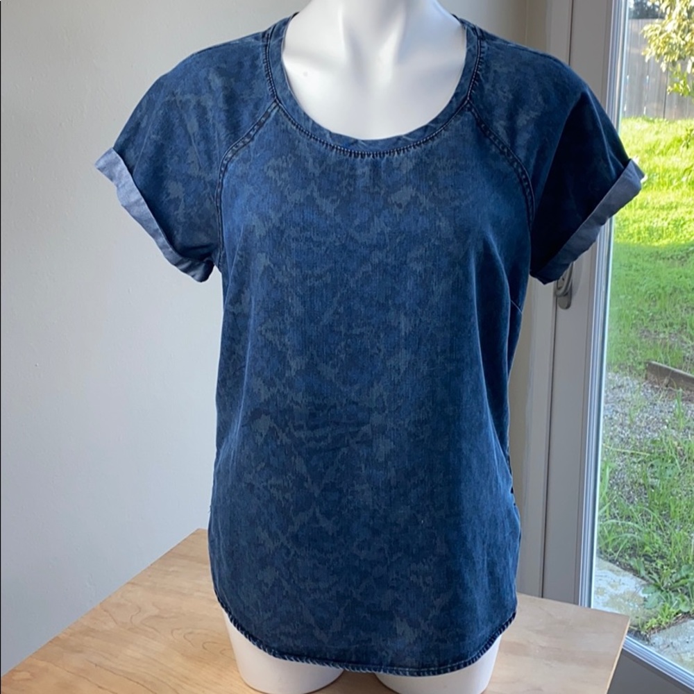 Cloth & Stone Top